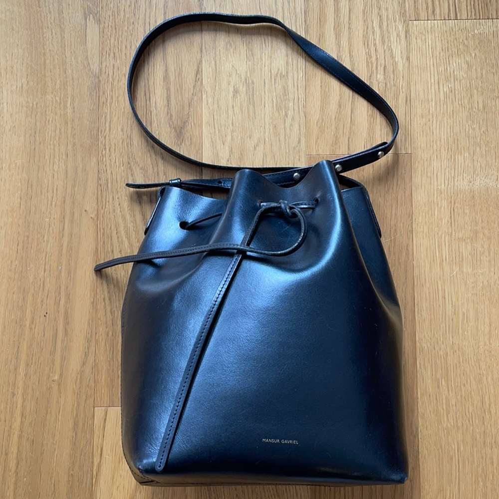 Mansur Gavriel Black Leather Bucket, Adjustable Strap, Tie closure, hand bag